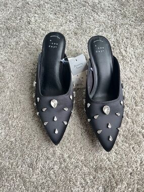 a new day Black Jeweled Pointed Toe Mules. Size 8